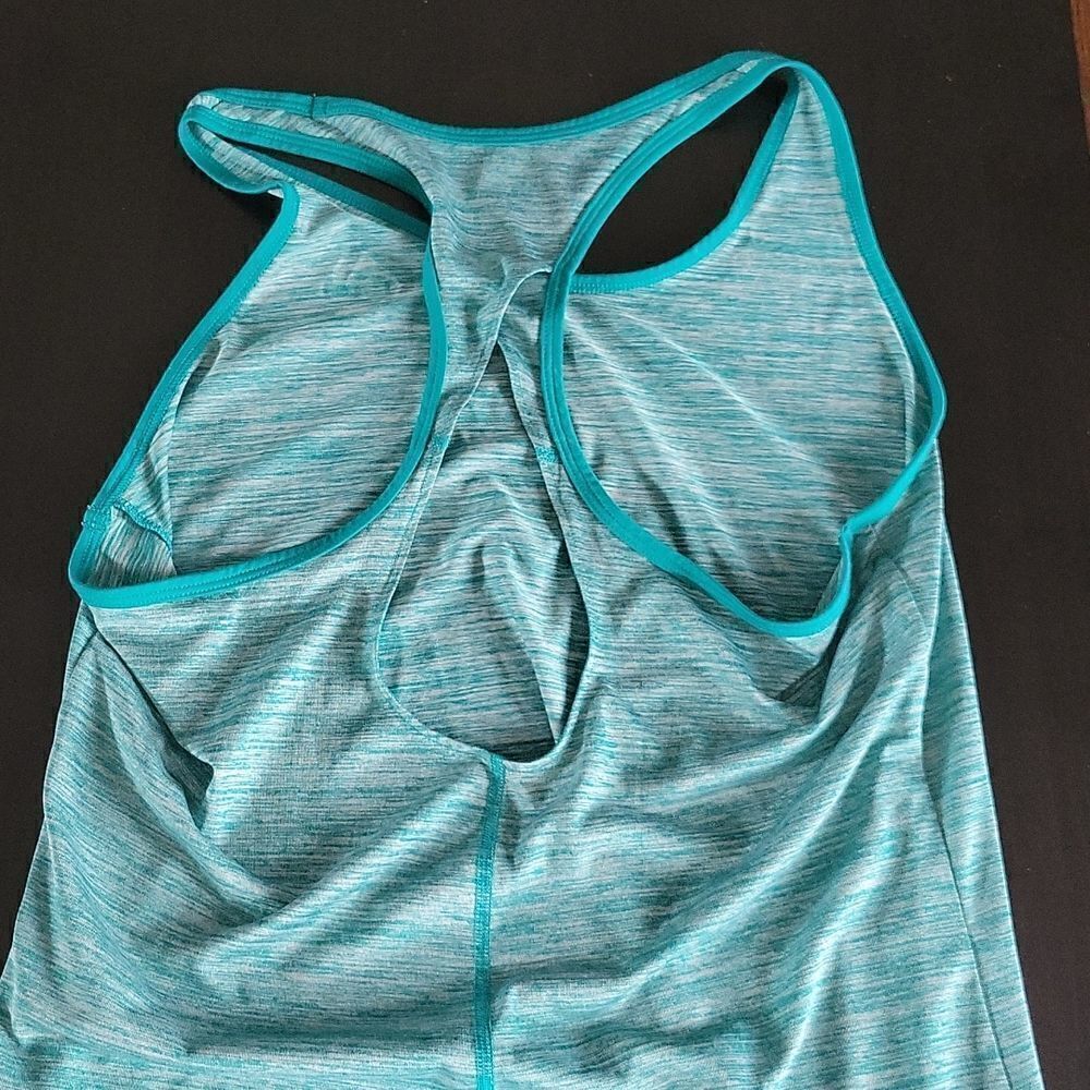 Adidas Keyhole Tank - Picture 6 of 6
